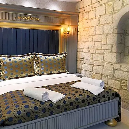 Five Diamonds Hotel *